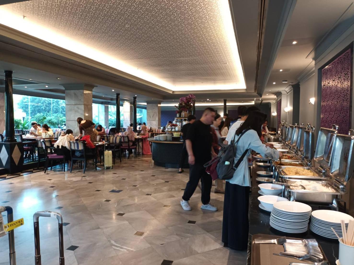 Witz Bangkok Ramkhamhaeng Hotel Exterior photo