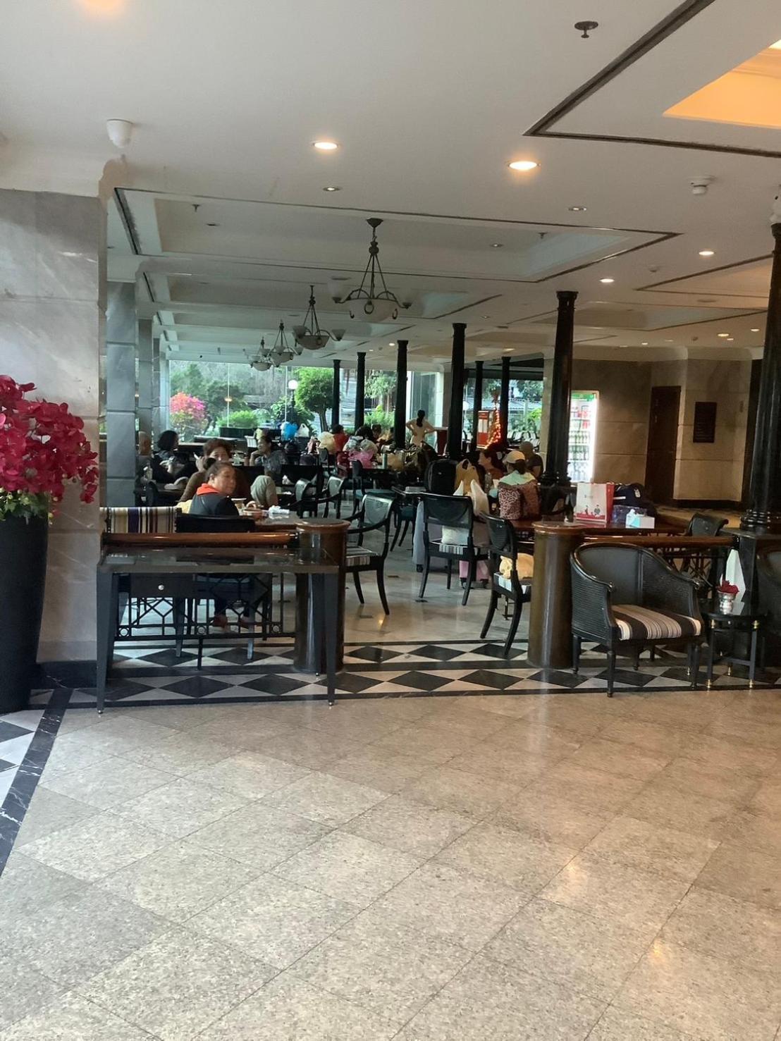 Witz Bangkok Ramkhamhaeng Hotel Exterior photo