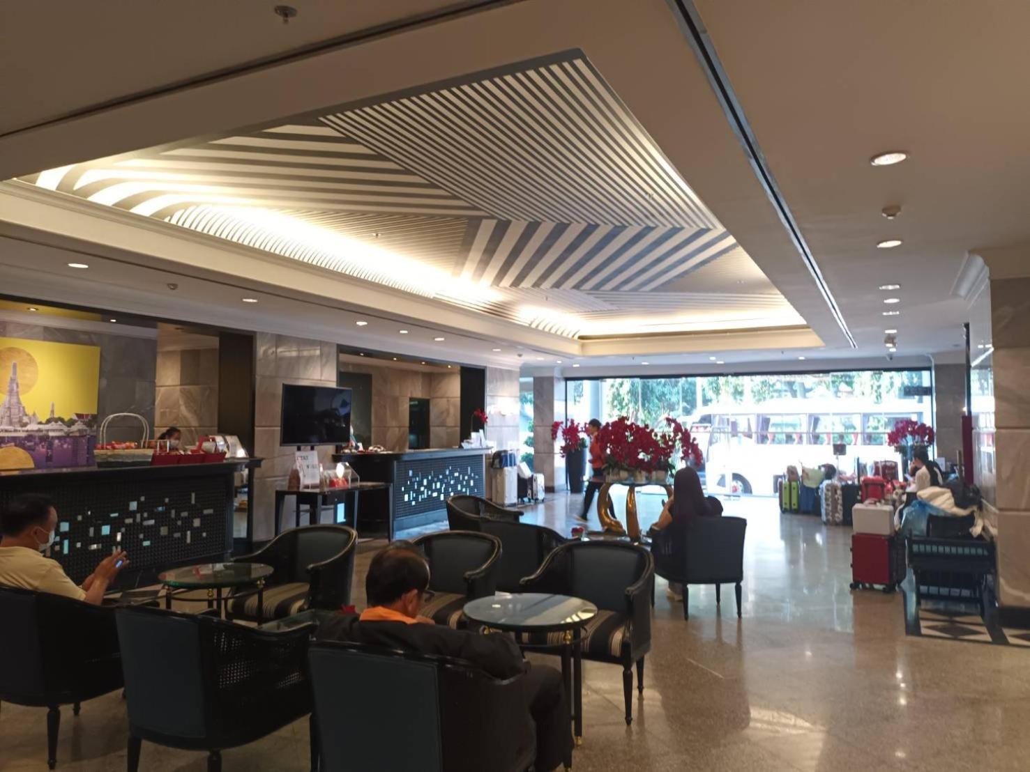 Witz Bangkok Ramkhamhaeng Hotel Exterior photo
